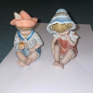 Andrea by Sadek Piano Babies 6682 BOY & GIRL Pair 4.5" bisque figurines VINTAGE